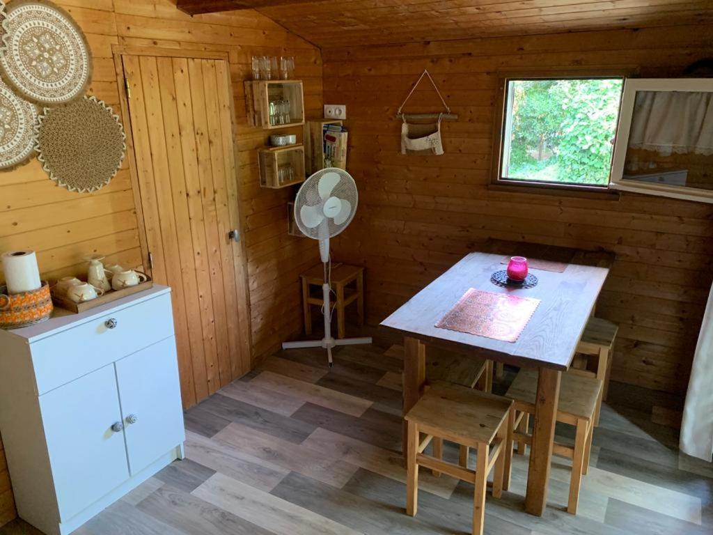 Les Petits Chalets De Dudu La Voulte-sur-Rhone Buitenkant foto
